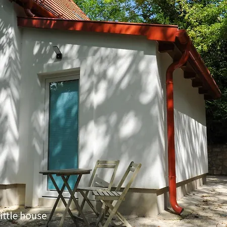 Cozy Little Hideaway