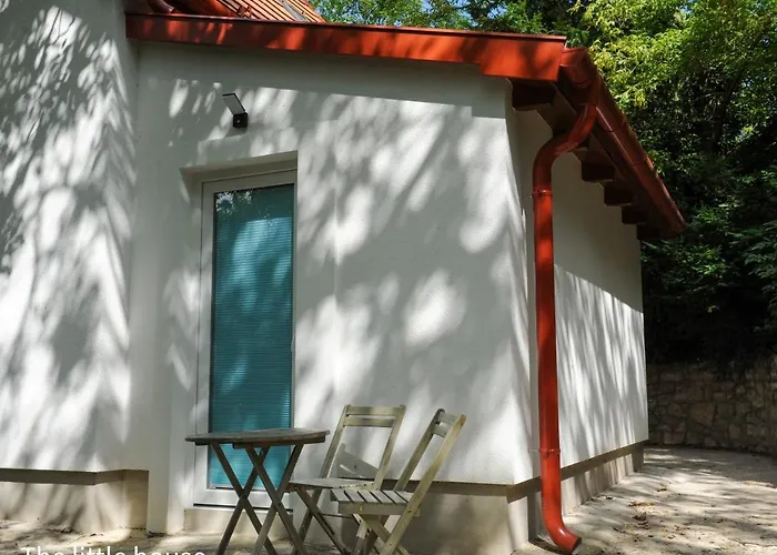 Cozy Little Hideaway