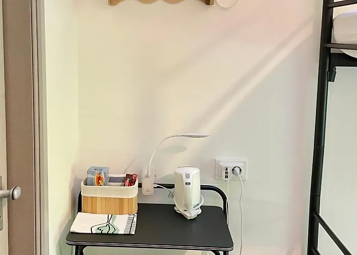 Cozy Little Hideaway בית הארחה באלאטונפורד